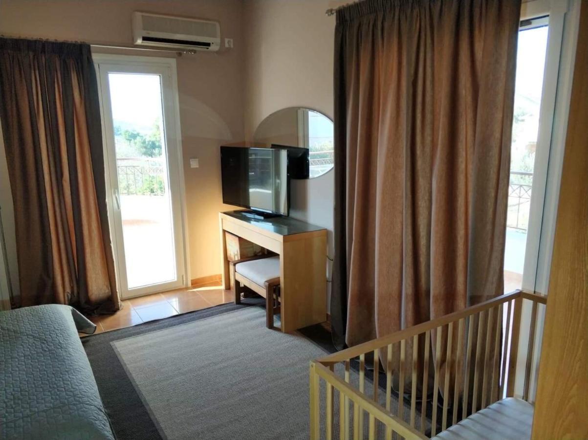 Relaxing Villa With Swimming Pool And Garden Agios Georgios  Екстериор снимка