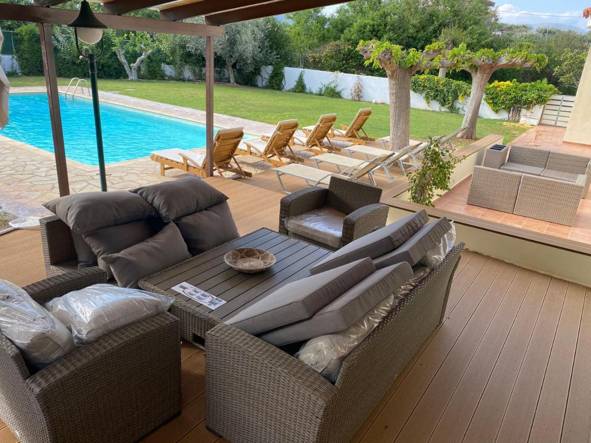Relaxing Villa With Swimming Pool And Garden Agios Georgios  Екстериор снимка