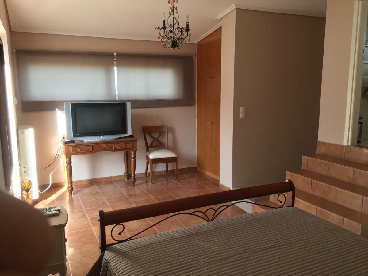 Relaxing Villa With Swimming Pool And Garden Agios Georgios  Екстериор снимка
