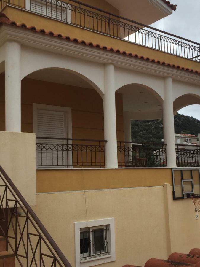 Relaxing Villa With Swimming Pool And Garden Agios Georgios  Екстериор снимка